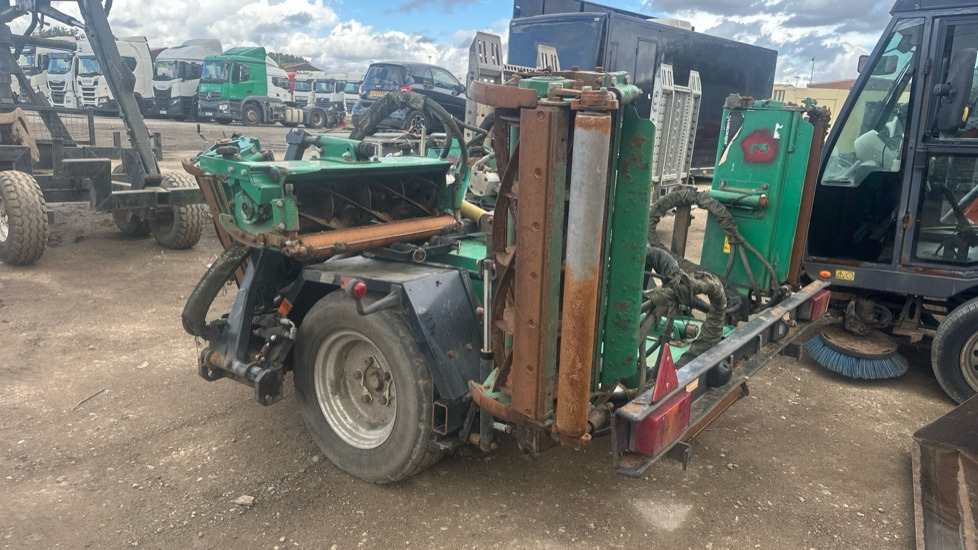 L'équipement de construction RANSOMES TG4650 6K FIXED TRAILER POWERED 7 GANG MOWER: photos 6