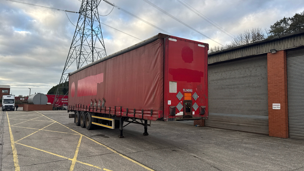 MONTRACON CURTAINSIDE - Remorque: photos 2 MONTRACON CURTAINSIDE - Remorque: photos 2