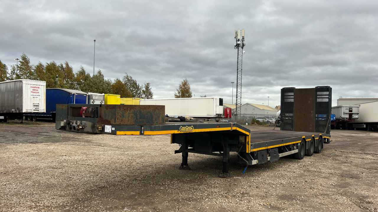 NOOTEBOOM MACHINE CARRIER STEPFRAME - Remorque: photos 3 NOOTEBOOM MACHINE CARRIER STEPFRAME - Remorque: photos 3