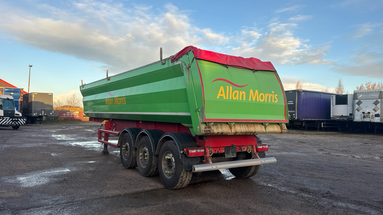 STAS TIPPER 'U' ROCKSTAR - Remorque: photos 4 STAS TIPPER 'U' ROCKSTAR - Remorque: photos 4