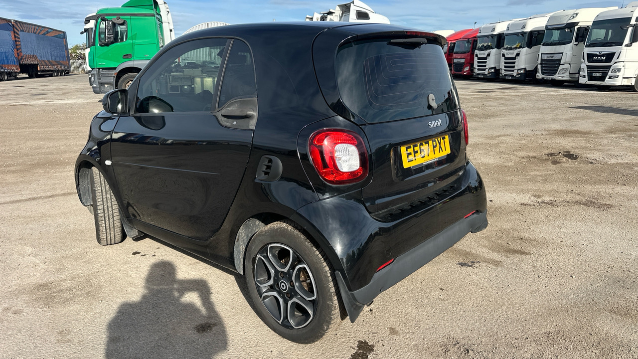 SMART FORTWO 0.9 TURBO PRIME PREMIUM - Coupé: photos 3 SMART FORTWO 0.9 TURBO PRIME PREMIUM - Coupé: photos 3