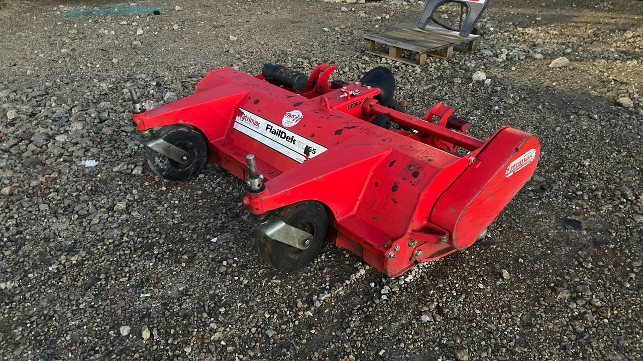 TRIMAX FX-155 - Broyeur à axe horizontal: photos 1 TRIMAX FX-155 - Broyeur à axe horizontal: photos 1