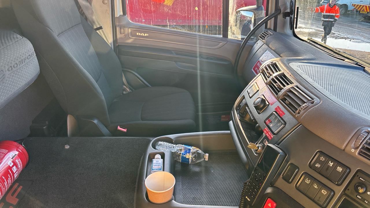 Tracteur routier DAF CF 450: photos 8 Tracteur routier DAF CF 450: photos 8