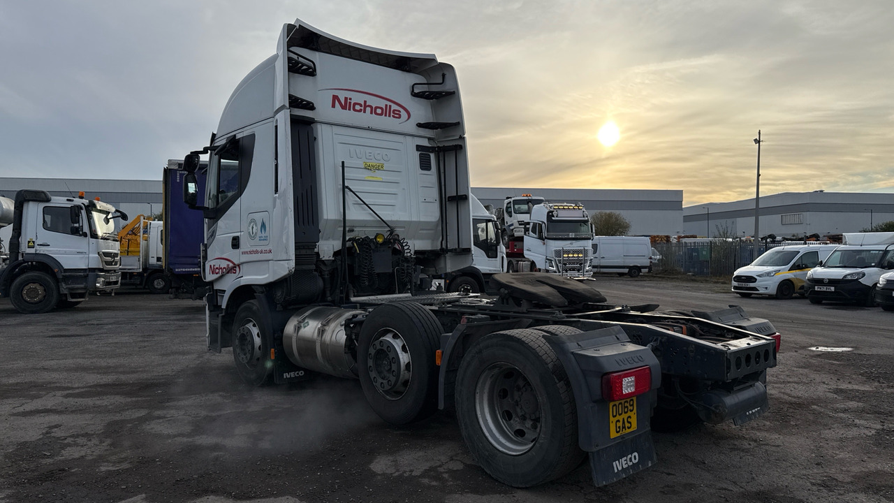 IVECO STRALIS 460 - Tracteur routier: photos 3 IVECO STRALIS 460 - Tracteur routier: photos 3