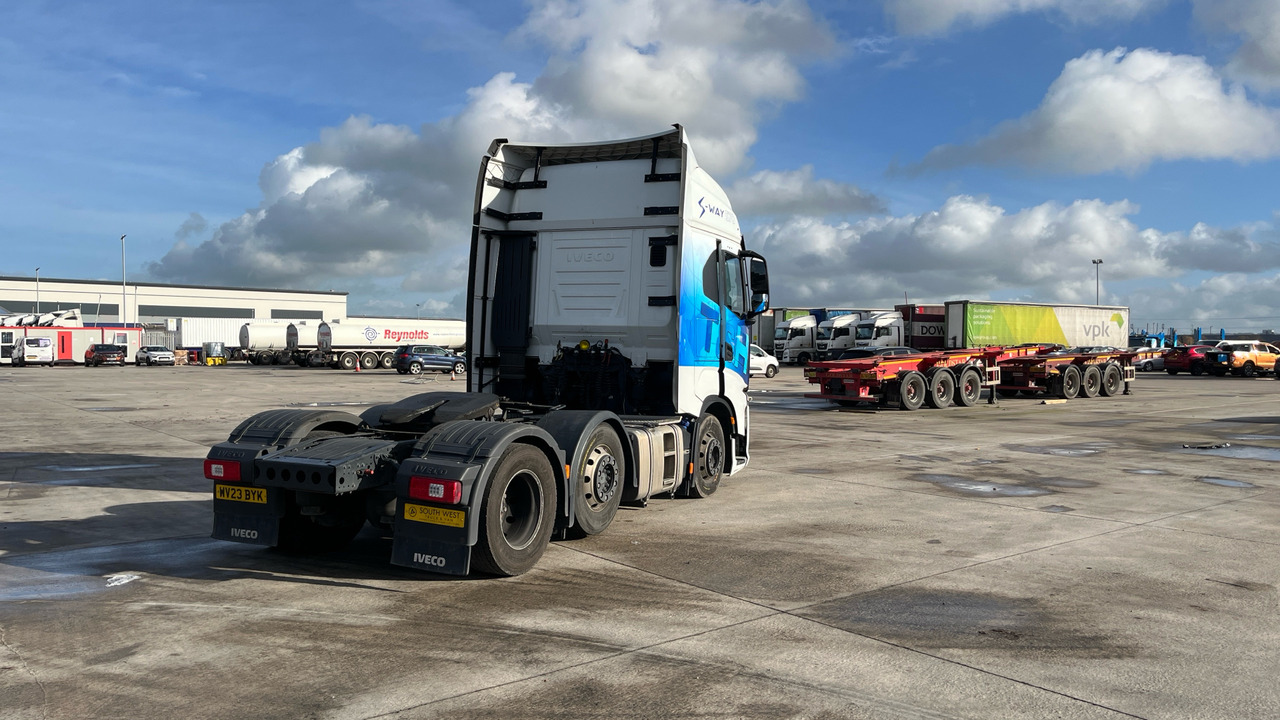 Iveco S-Way 570 - Tracteur routier: photos 4 Iveco S-Way 570 - Tracteur routier: photos 4