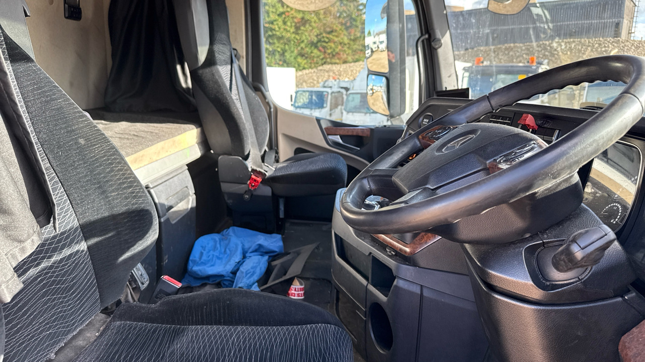 MERCEDES-BENZ ACTROS 2545 - Tracteur routier: photos 5 MERCEDES-BENZ ACTROS 2545 - Tracteur routier: photos 5