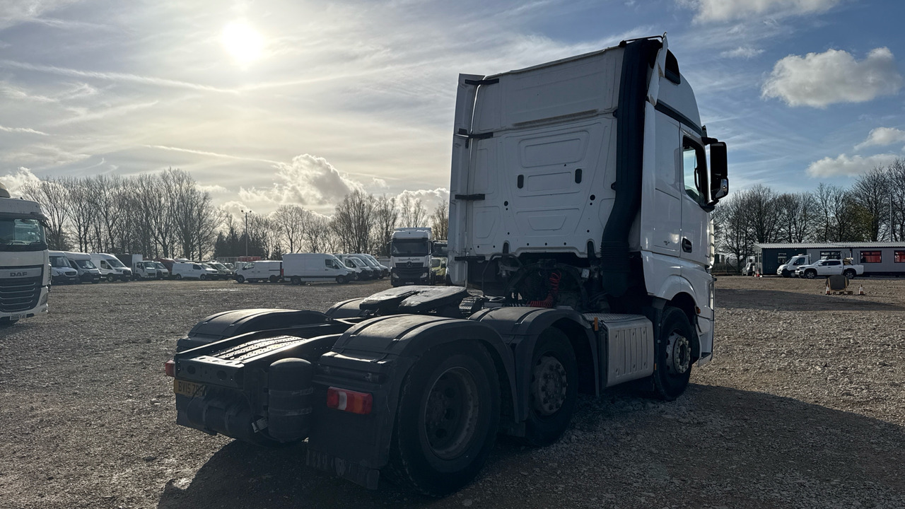 MERCEDES-BENZ ACTROS - Tracteur routier: photos 4 MERCEDES-BENZ ACTROS - Tracteur routier: photos 4