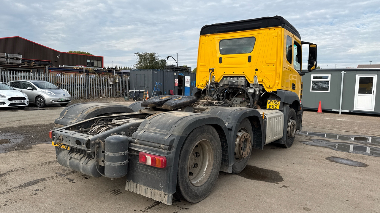 MERCEDES-BENZ ACTROS - Tracteur routier: photos 4 MERCEDES-BENZ ACTROS - Tracteur routier: photos 4
