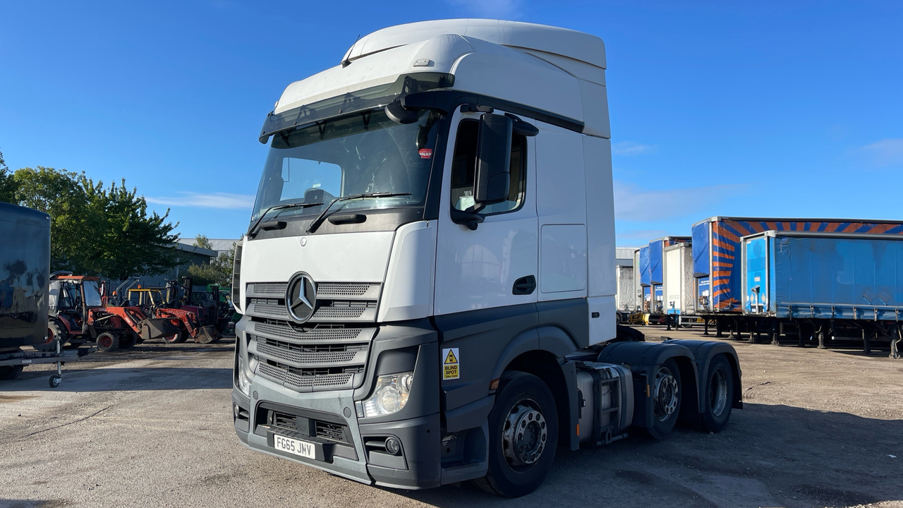 MERCEDES-BENZ ACTROS - Tracteur routier: photos 2 MERCEDES-BENZ ACTROS - Tracteur routier: photos 2