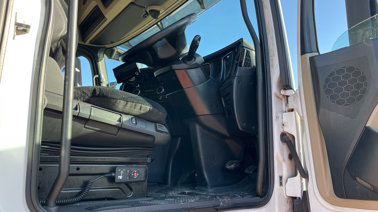 MERCEDES-BENZ ACTROS - Tracteur routier: photos 5 MERCEDES-BENZ ACTROS - Tracteur routier: photos 5
