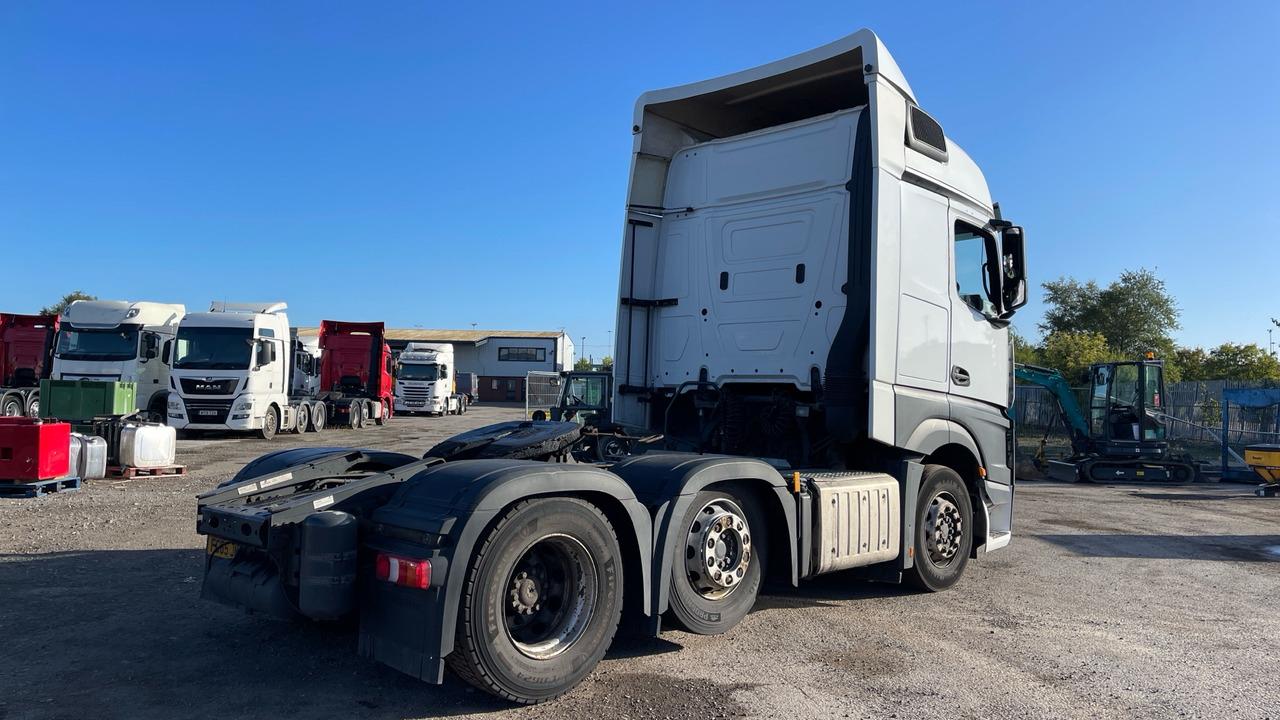MERCEDES-BENZ ACTROS - Tracteur routier: photos 4 MERCEDES-BENZ ACTROS - Tracteur routier: photos 4