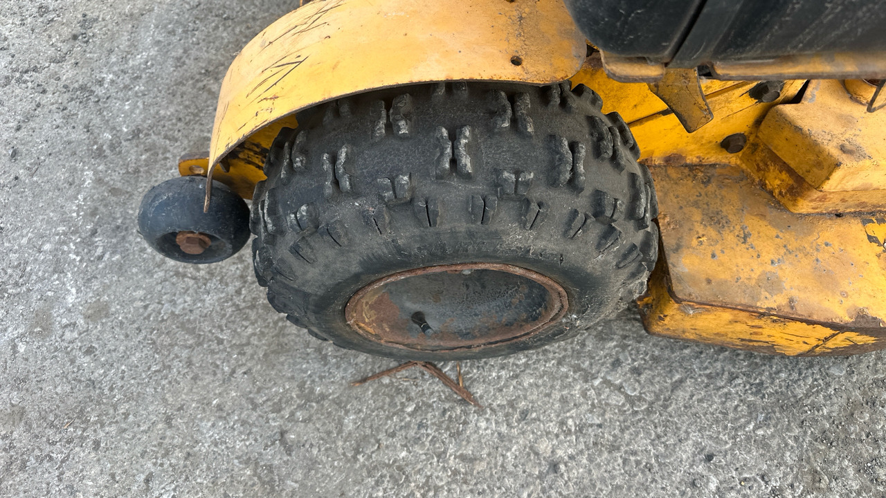 WRIGHT STANDER QUAD LEVER - Motofaucheuse: photos 5 WRIGHT STANDER QUAD LEVER - Motofaucheuse: photos 5