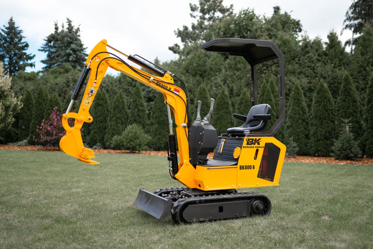 Berger Kraus BK800B Nowa minikoparka Mini excavator - Mini pelle: photos 1 Berger Kraus BK800B Nowa minikoparka Mini excavator - Mini pelle: photos 1