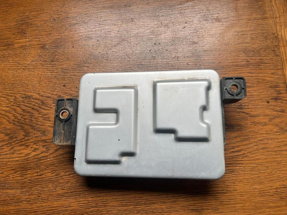 IVECO Multiplex System Front Frame Computer Steuergerät 504280977 - Bloc de gestion pour Camion: photos 3 IVECO Multiplex System Front Frame Computer Steuergerät 504280977 - Bloc de gestion pour Camion: photos 3