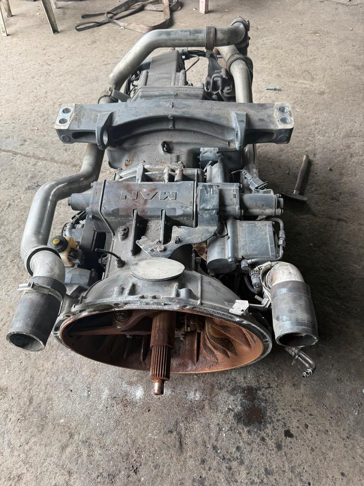 MAN TGX EU 6 Tipmatic Getriebe - Boîte de vitesse pour Camion: photos 1 MAN TGX EU 6 Tipmatic Getriebe - Boîte de vitesse pour Camion: photos 1