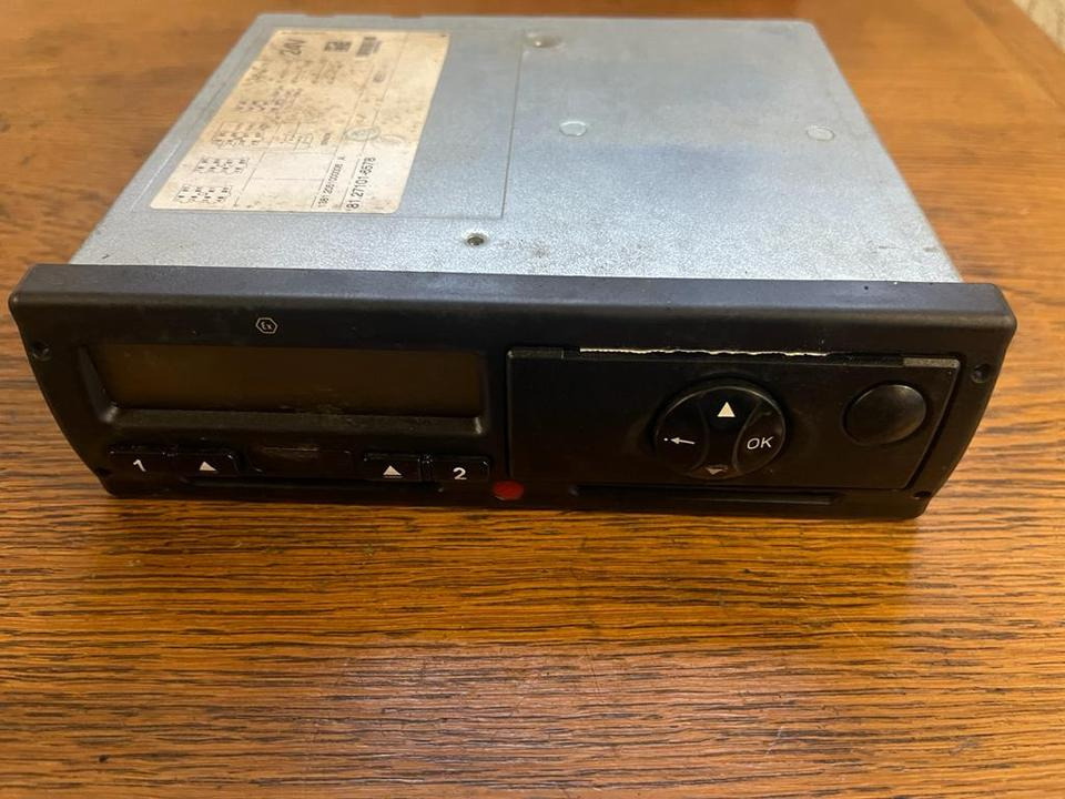 MAN TGX TGS TGA TGL Tachograph 81.27101-6578 - Chronotachygraphe pour Camion: photos 1 MAN TGX TGS TGA TGL Tachograph 81.27101-6578 - Chronotachygraphe pour Camion: photos 1