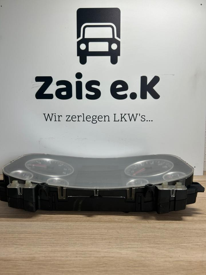 MAN Tacho / Kombiinstrument 81.27202-6209 - Panel de instrumentos pour Camion: photos 1 MAN Tacho / Kombiinstrument 81.27202-6209 - Panel de instrumentos pour Camion: photos 1