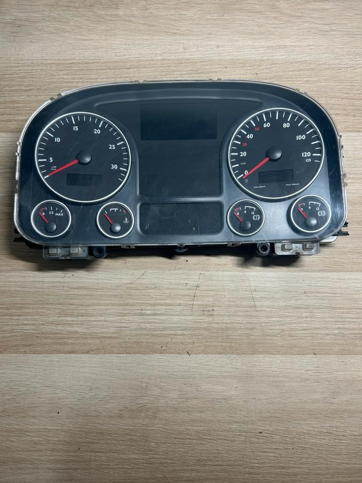 MAN Tacho / Kombiinstrument 81.27202-6249 - Panel de instrumentos pour Camion: photos 2 MAN Tacho / Kombiinstrument 81.27202-6249 - Panel de instrumentos pour Camion: photos 2