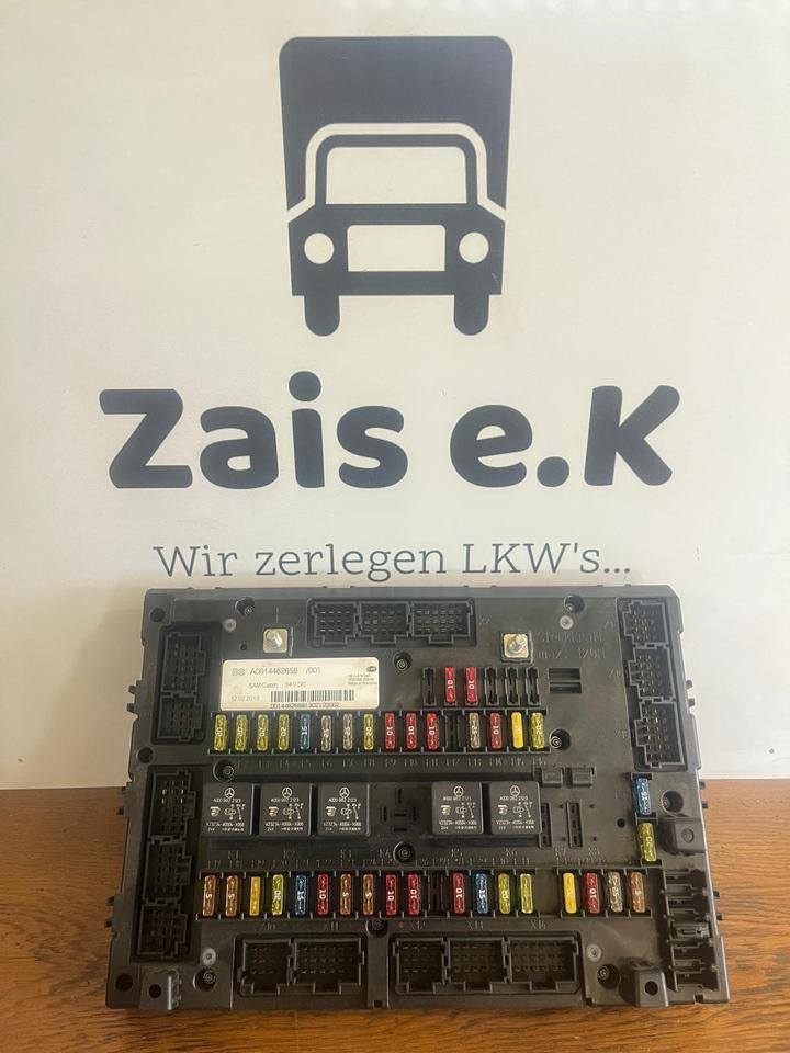 Mercedes Actros MP4 SAM Cabin Sicherungskasten A0014462658 - Fusible pour Camion: photos 1 Mercedes Actros MP4 SAM Cabin Sicherungskasten A0014462658 - Fusible pour Camion: photos 1