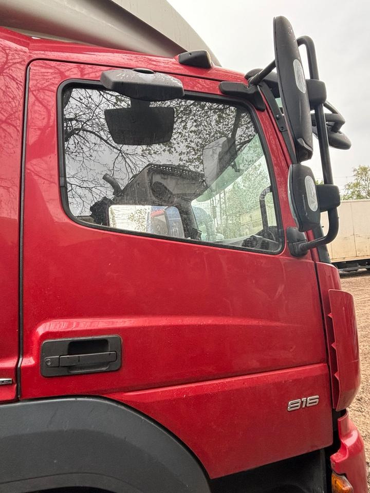 Mercedes Atego 4 EU6 Beifahrertür, Rot, Innenverkleidung, Spiegel - Portière et pièces pour Camion: photos 1 Mercedes Atego 4 EU6 Beifahrertür, Rot, Innenverkleidung, Spiegel - Portière et pièces pour Camion: photos 1
