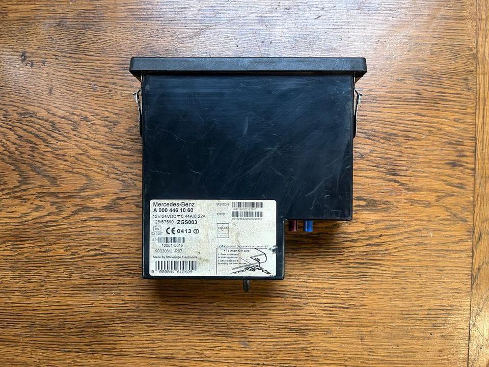 Mercedes-Benz Actros MP4 Tachograph FLEETBOARD A0004461060 - Chronotachygraphe pour Camion: photos 3 Mercedes-Benz Actros MP4 Tachograph FLEETBOARD A0004461060 - Chronotachygraphe pour Camion: photos 3