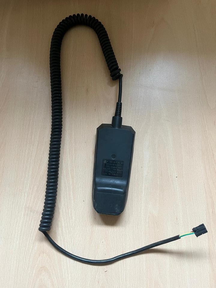 Mercedes MP4 Bediengerät Fernbedienung Luftfederung A0028208297 - Suspension pneumatique pour Camion: photos 3 Mercedes MP4 Bediengerät Fernbedienung Luftfederung A0028208297 - Suspension pneumatique pour Camion: photos 3