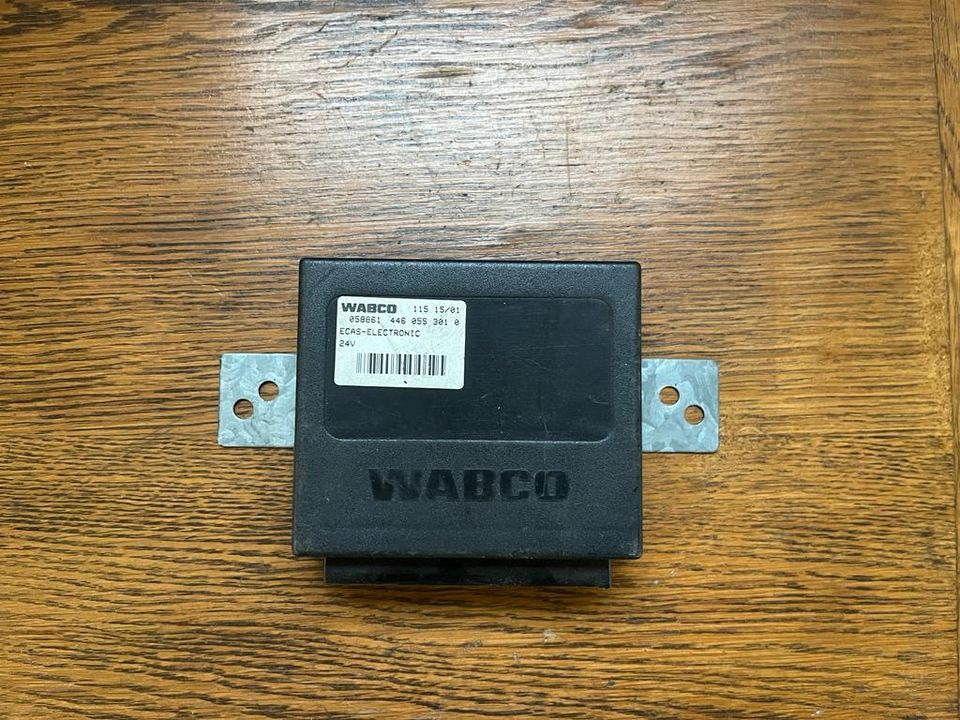 WABCO ECAS-Elektronik Steuergerät 446 055 301 0 - Bloc de gestion pour Camion: photos 1 WABCO ECAS-Elektronik Steuergerät 446 055 301 0 - Bloc de gestion pour Camion: photos 1