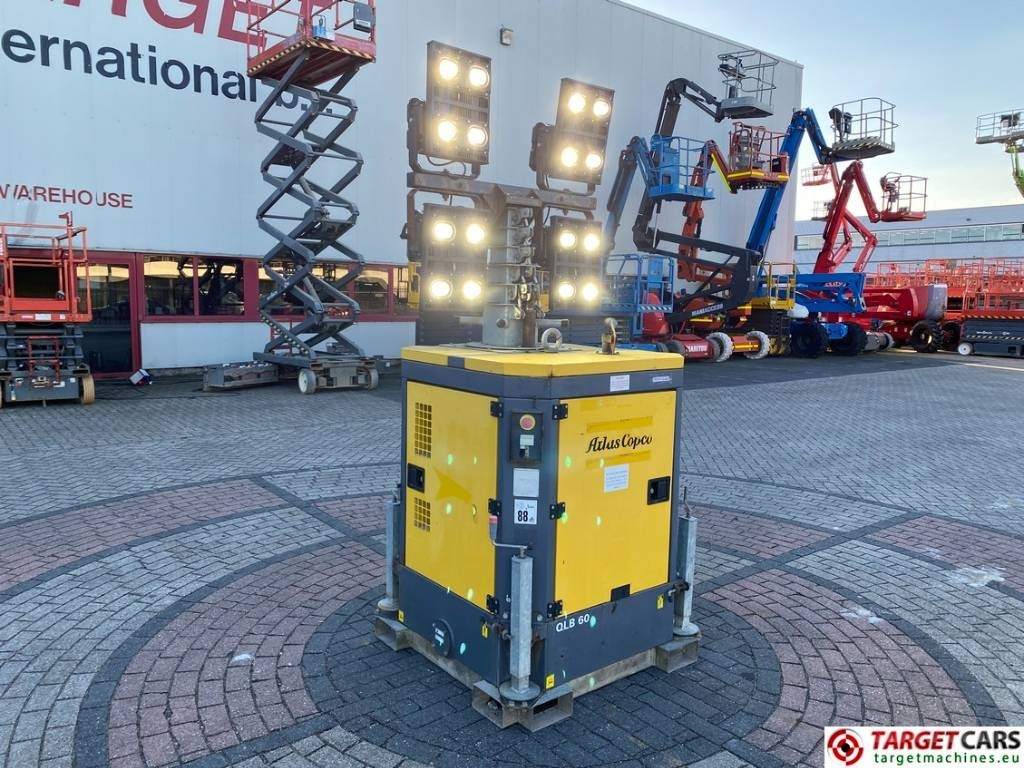 Atlas Copco QLB60 Tower Light 4x350W Led - Mat d'éclairage: photos 1 Atlas Copco QLB60 Tower Light 4x350W Led - Mat d'éclairage: photos 1