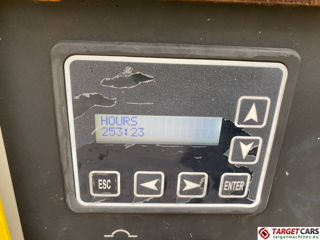 Nacelle ciseaux GMG 6094RT Diesel 4x4 Scissor Work Lift 2020cm: photos 27