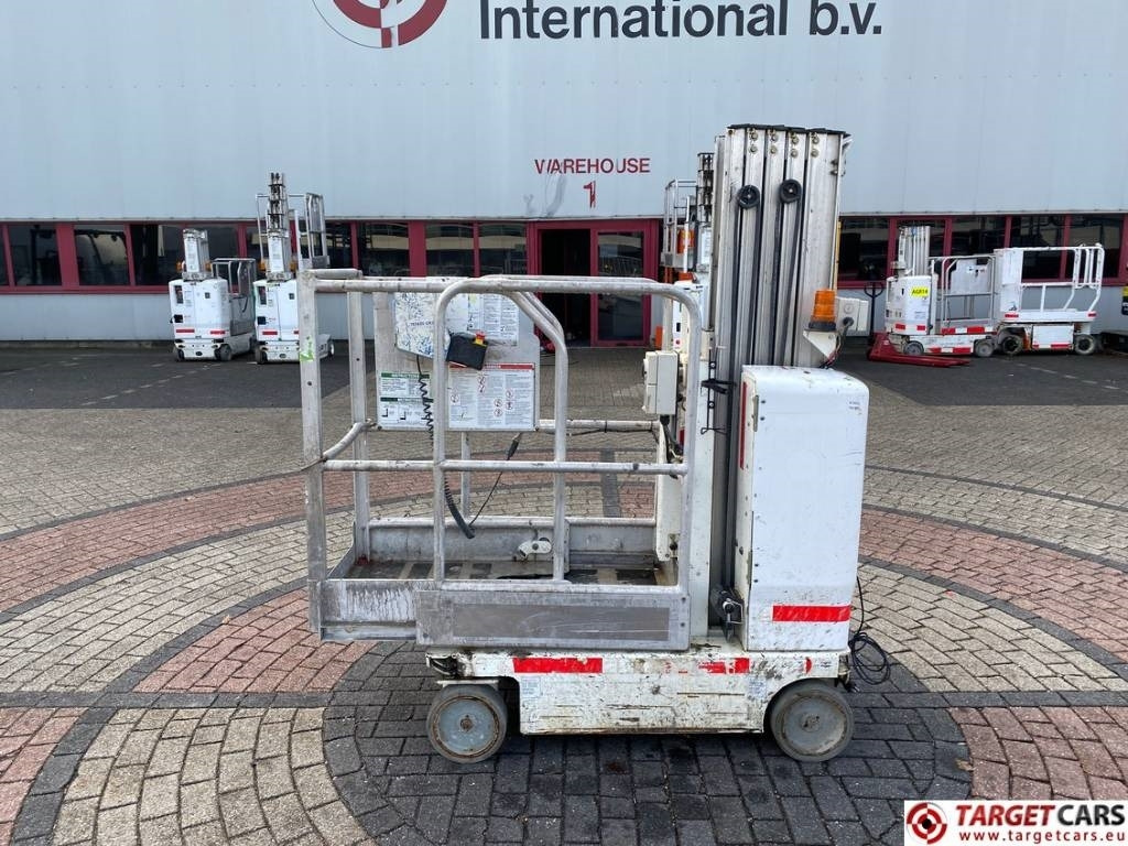 Genie GR-20 RunAbout Electric Vertical Mast Lift 802cm - Nacelle à mât vertical: photos 5 Genie GR-20 RunAbout Electric Vertical Mast Lift 802cm - Nacelle à mât vertical: photos 5