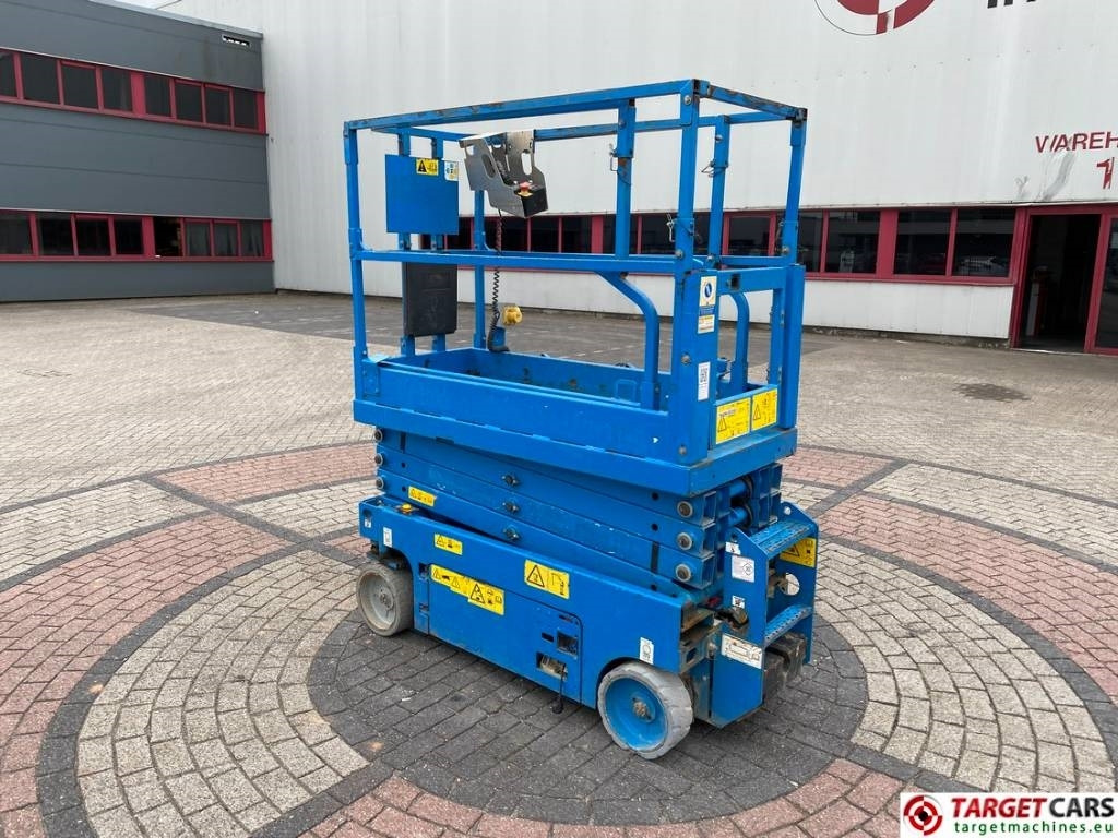 Genie GS-1932 Electric Scissor Work Lift 779cm - Nacelle ciseaux: photos 4 Genie GS-1932 Electric Scissor Work Lift 779cm - Nacelle ciseaux: photos 4