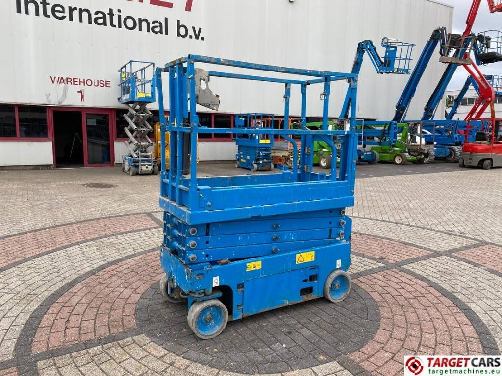 Genie GS-1932 Electric Scissor Work Lift 779cm - Nacelle ciseaux: photos 1 Genie GS-1932 Electric Scissor Work Lift 779cm - Nacelle ciseaux: photos 1