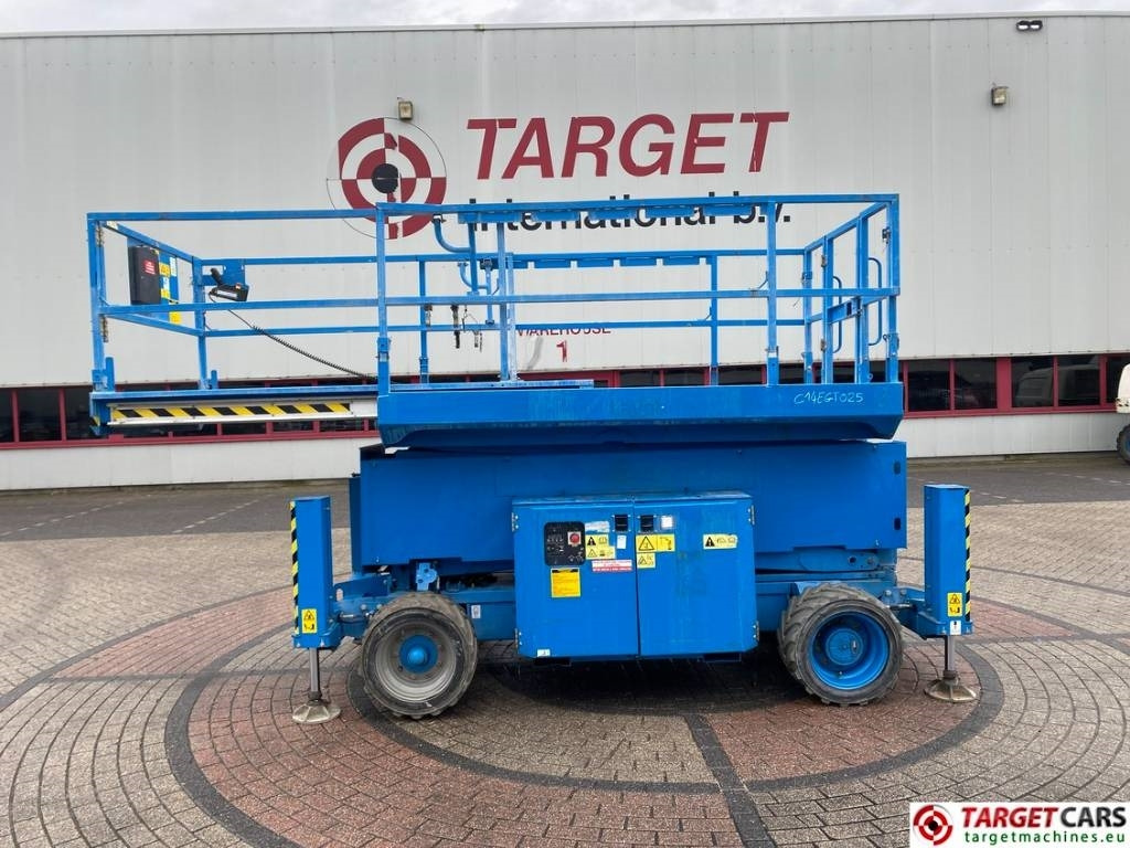 Genie GS-4069DC Electric Scissor Work Lift 1412cm - Nacelle ciseaux: photos 5 Genie GS-4069DC Electric Scissor Work Lift 1412cm - Nacelle ciseaux: photos 5