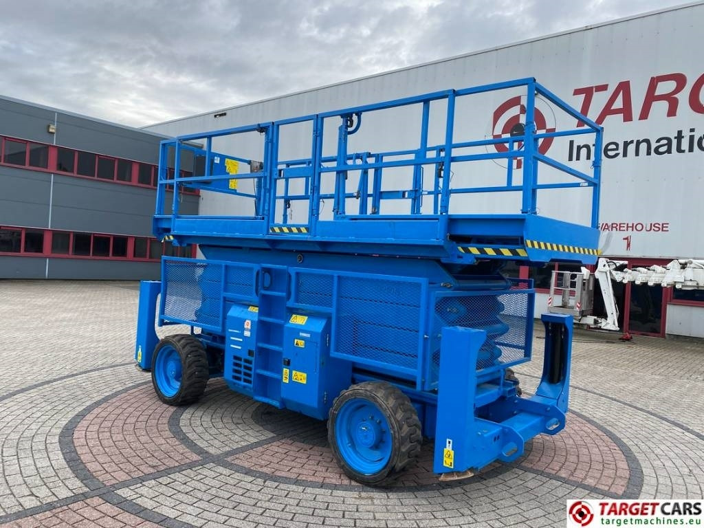 Genie GS-5390RT Diesel 4x4 Scissor Work Lift 1815cm - Nacelle ciseaux: photos 4 Genie GS-5390RT Diesel 4x4 Scissor Work Lift 1815cm - Nacelle ciseaux: photos 4