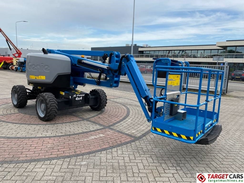 Genie Z-45/25J RT Diesel 4x4 Articulated Boom Lift 16M - Nacelle articulée: photos 2 Genie Z-45/25J RT Diesel 4x4 Articulated Boom Lift 16M - Nacelle articulée: photos 2