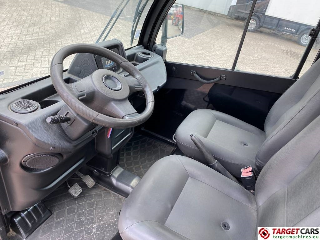Goupil G4 Electric UTV Open Platform Utility Van - Utilitaire électrique compact: photos 5 Goupil G4 Electric UTV Open Platform Utility Van - Utilitaire électrique compact: photos 5