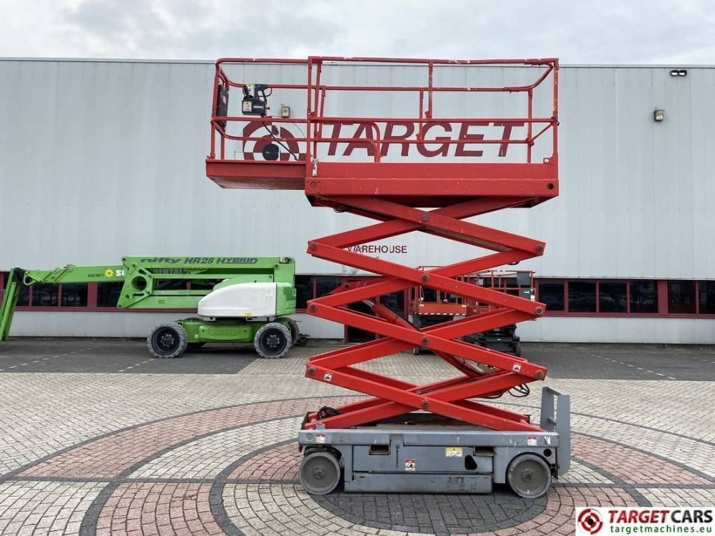 Haulotte Compact 10N Electric Scissor Work Lift 1000cm - Nacelle ciseaux: photos 5 Haulotte Compact 10N Electric Scissor Work Lift 1000cm - Nacelle ciseaux: photos 5