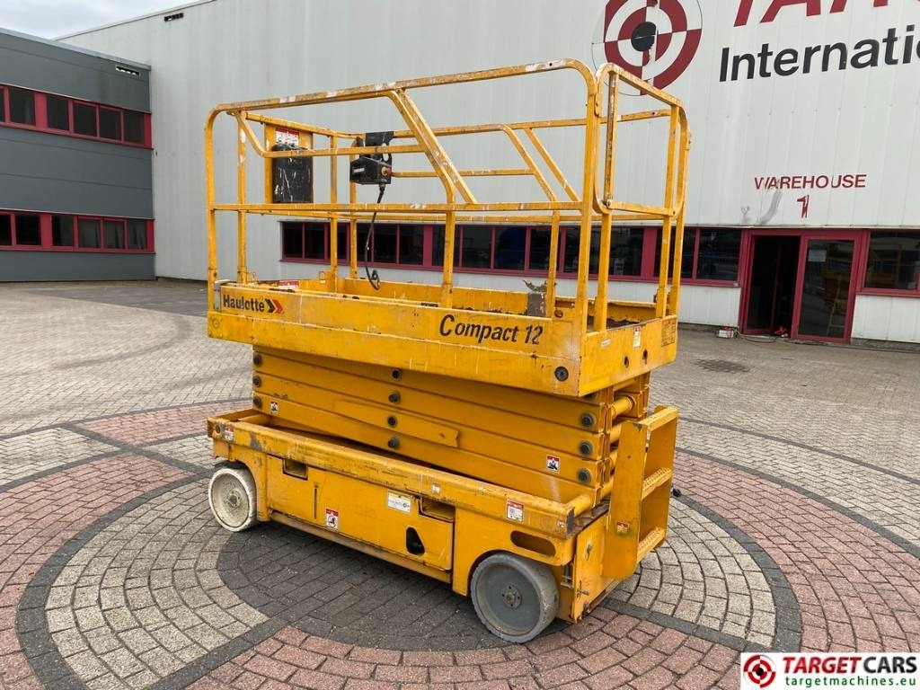 Haulotte Compact 12 Electric Scissor Work Lift 1200cm - Nacelle ciseaux: photos 4 Haulotte Compact 12 Electric Scissor Work Lift 1200cm - Nacelle ciseaux: photos 4