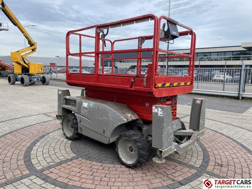 Haulotte Compact 12DX Diesel 4x4 Scissor Work Lift 1206cm - Nacelle ciseaux: photos 2 Haulotte Compact 12DX Diesel 4x4 Scissor Work Lift 1206cm - Nacelle ciseaux: photos 2