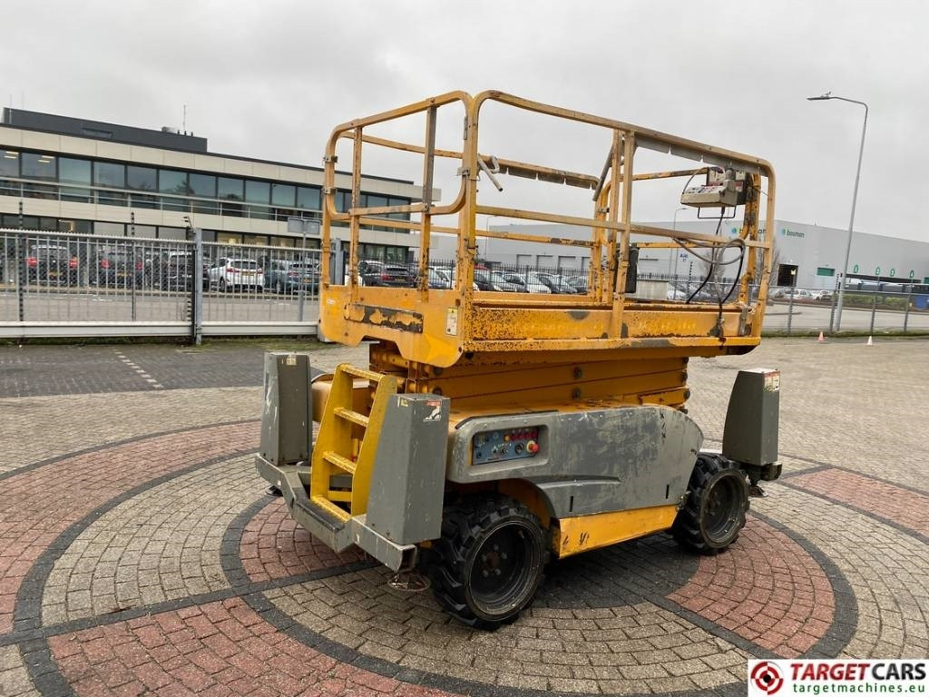 Haulotte Compact 12DX Diesel 4x4 Scissor Work Lift 1206cm - Nacelle ciseaux: photos 3 Haulotte Compact 12DX Diesel 4x4 Scissor Work Lift 1206cm - Nacelle ciseaux: photos 3