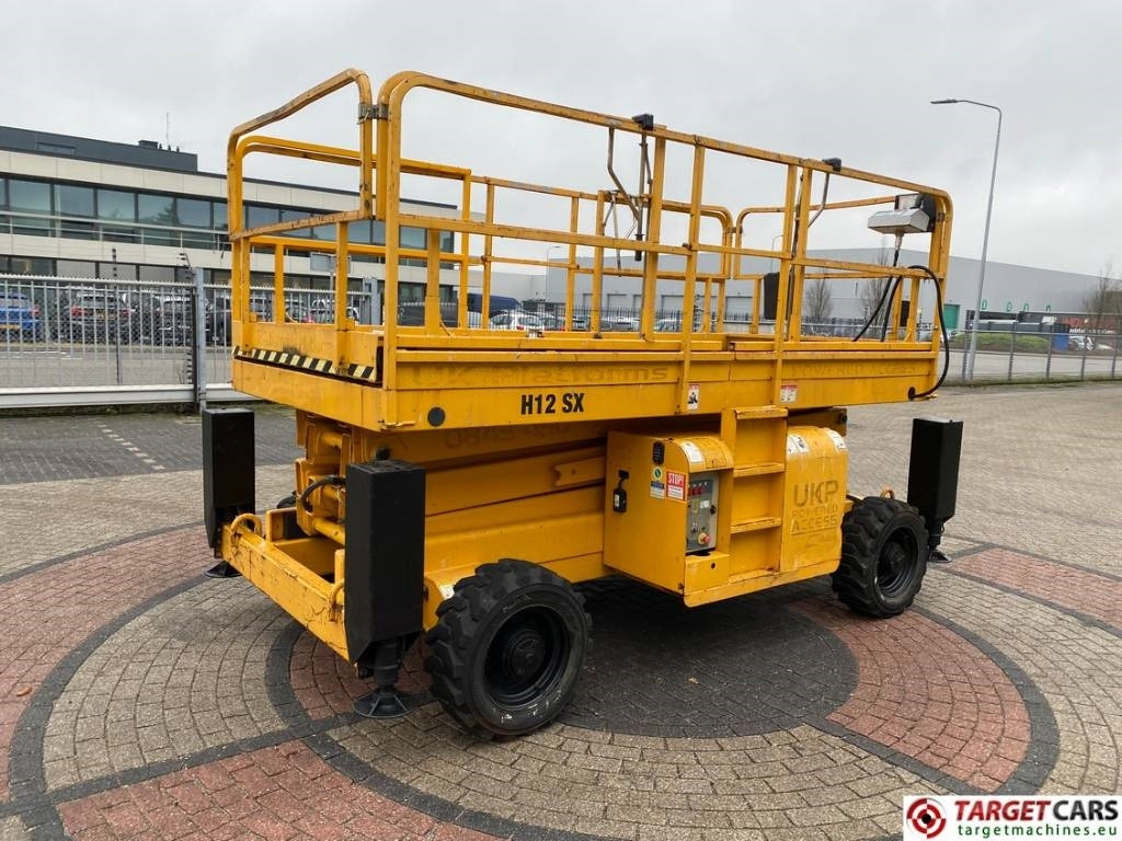 Haulotte H12SDX Diesel H12SX Scissor Work Lift 1200cm - Nacelle ciseaux: photos 3 Haulotte H12SDX Diesel H12SX Scissor Work Lift 1200cm - Nacelle ciseaux: photos 3