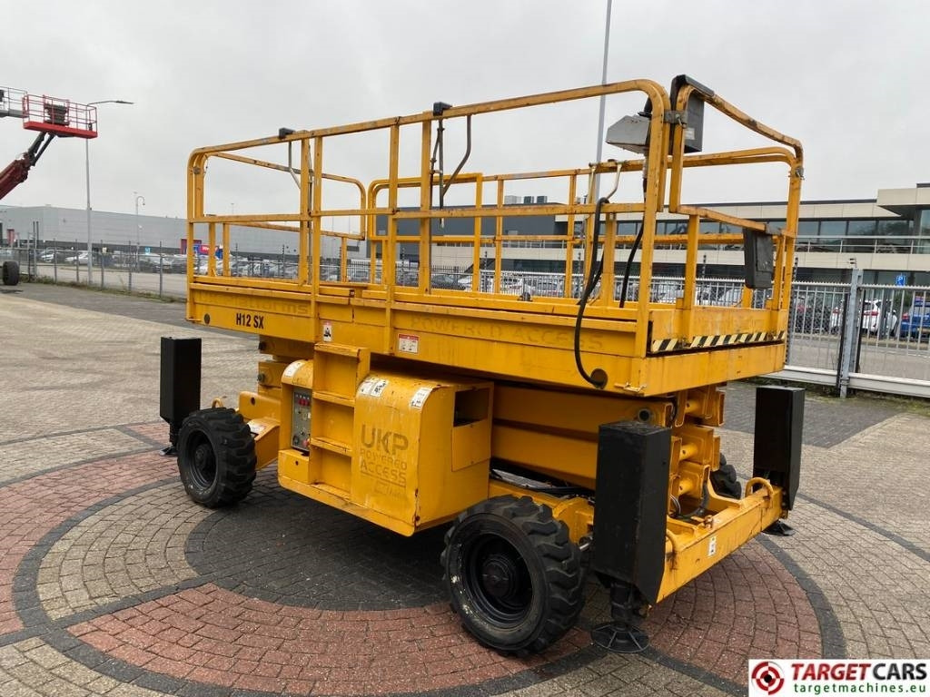 Haulotte H12SDX Diesel H12SX Scissor Work Lift 1200cm - Nacelle ciseaux: photos 2 Haulotte H12SDX Diesel H12SX Scissor Work Lift 1200cm - Nacelle ciseaux: photos 2