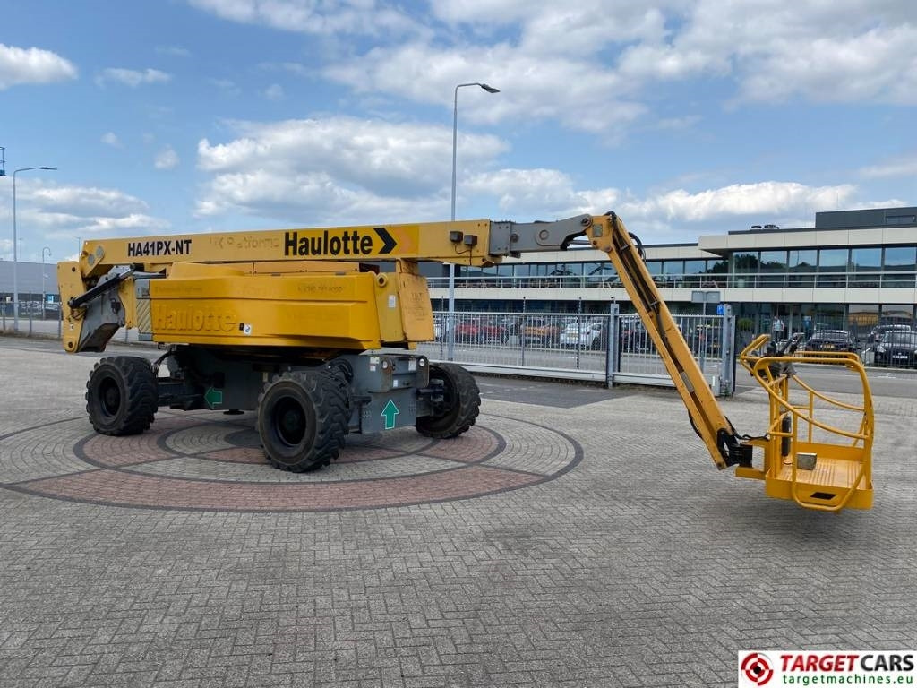 Haulotte HA41PX NT Diesel 4x4 Articulated Boom Lift 4100cm - Nacelle articulée: photos 2 Haulotte HA41PX NT Diesel 4x4 Articulated Boom Lift 4100cm - Nacelle articulée: photos 2
