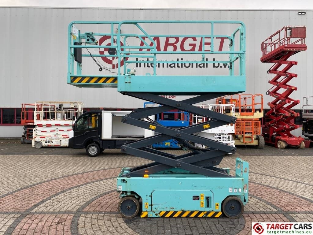 JCB S2032E Electric Scissor Work Lift 830cm - Nacelle ciseaux: photos 5 JCB S2032E Electric Scissor Work Lift 830cm - Nacelle ciseaux: photos 5