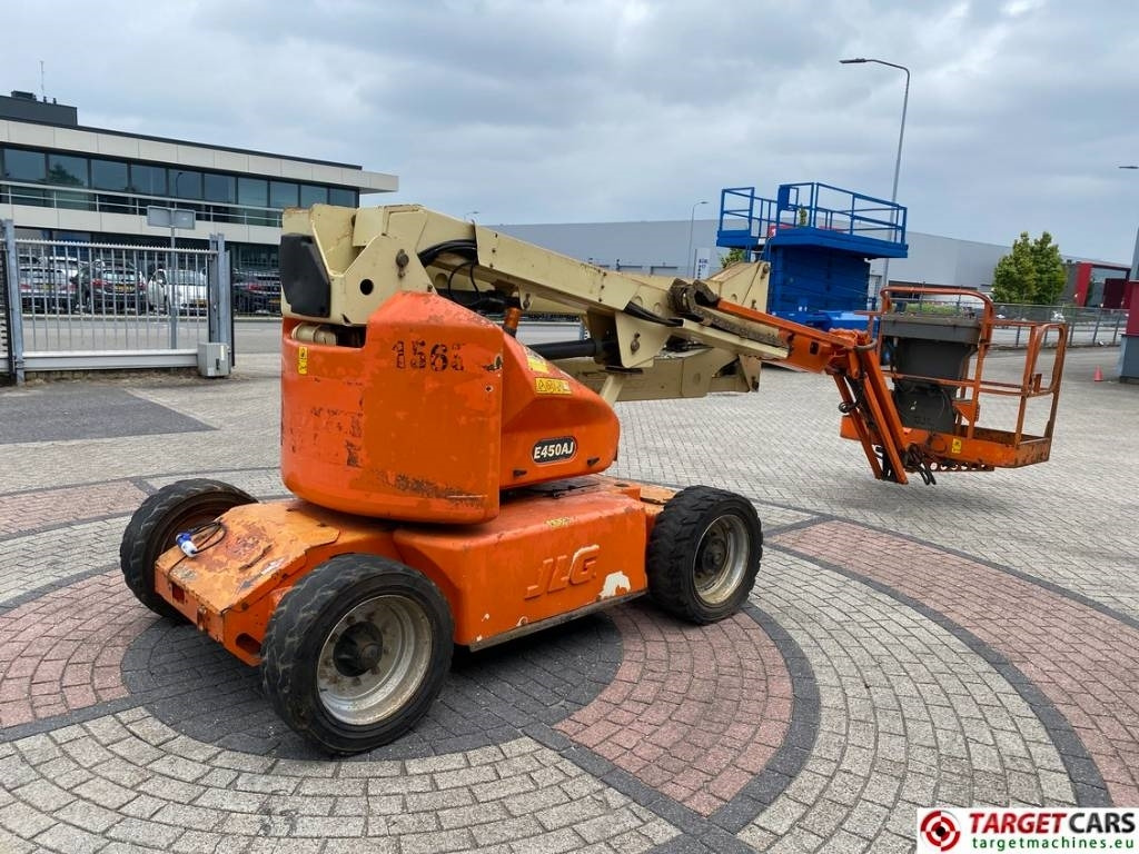 JLG E450AJ Articulated Electric Boom Work Lift 1572cm - Nacelle articulée: photos 3 JLG E450AJ Articulated Electric Boom Work Lift 1572cm - Nacelle articulée: photos 3