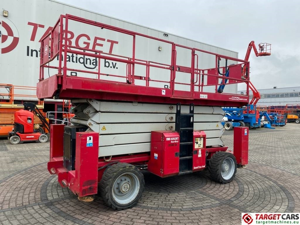MEC 6092RT Diesel 4x4 Scissor Work LIft 2020cm - Nacelle ciseaux: photos 1 MEC 6092RT Diesel 4x4 Scissor Work LIft 2020cm - Nacelle ciseaux: photos 1