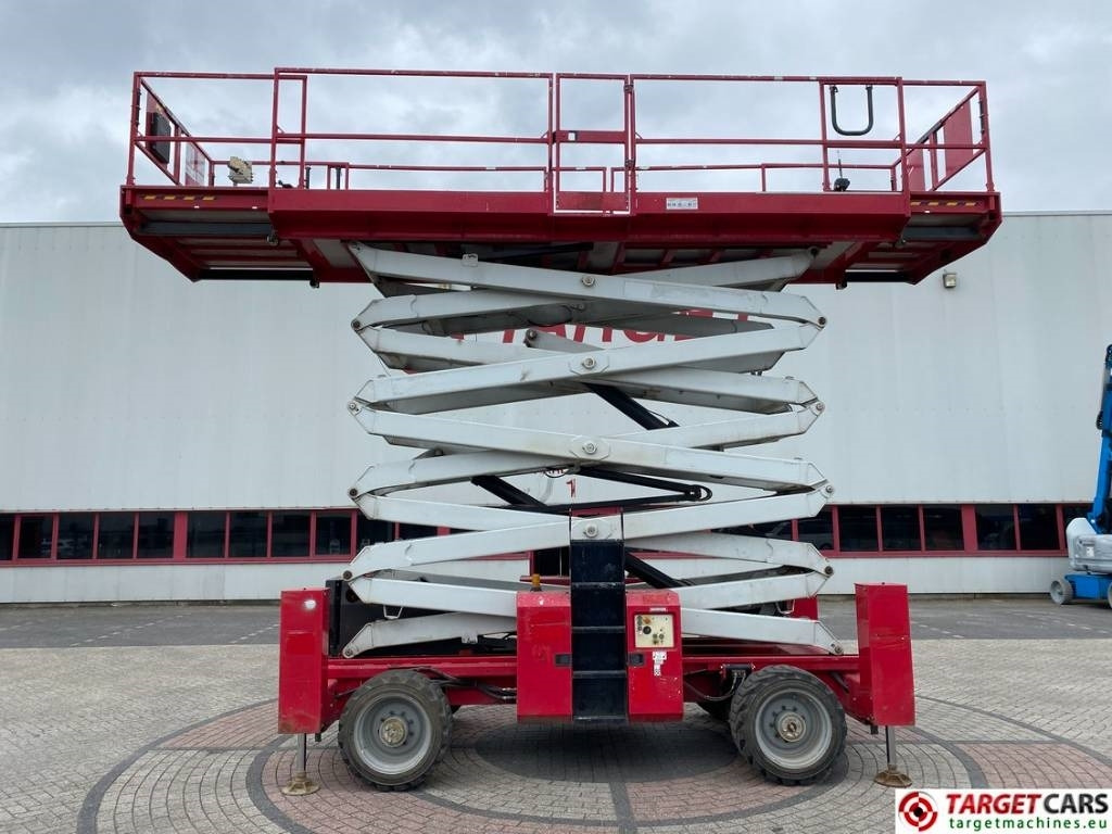 MEC 6092RT Diesel 4x4 Scissor Work Lift 2020cm - Nacelle ciseaux: photos 5 MEC 6092RT Diesel 4x4 Scissor Work Lift 2020cm - Nacelle ciseaux: photos 5