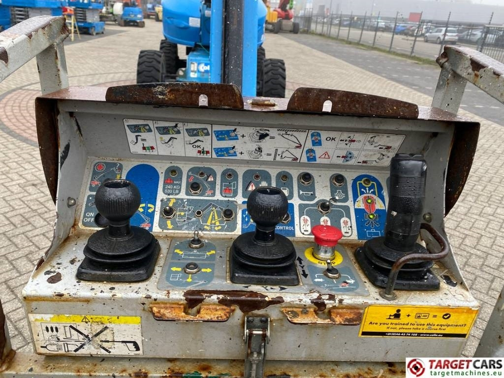 Manitou 280TJ Telescopic 4x4x4 Diesel Boom WorkLift 2775cm — crédit-bail Manitou 280TJ Telescopic 4x4x4 Diesel Boom WorkLift 2775cm: photos 9 Manitou 280TJ Telescopic 4x4x4 Diesel Boom WorkLift 2775cm — crédit-bail Manitou 280TJ Telescopic 4x4x4 Diesel Boom WorkLift 2775cm: photos 9