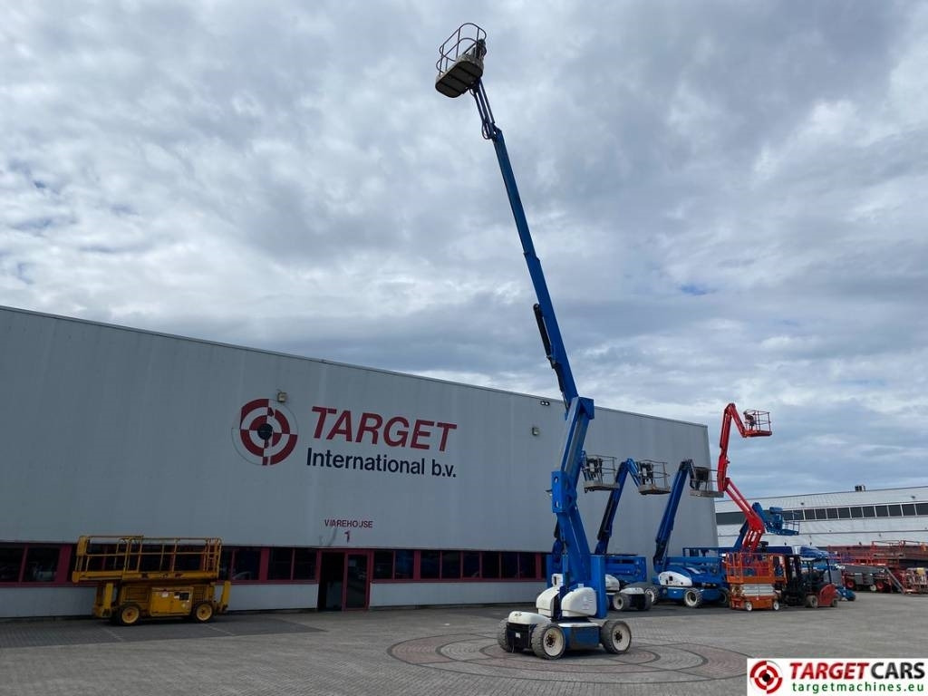 Niftylift HR15NDE HyBrid Articulated Boom Work Lift 1550cm - Nacelle articulée: photos 5 Niftylift HR15NDE HyBrid Articulated Boom Work Lift 1550cm - Nacelle articulée: photos 5