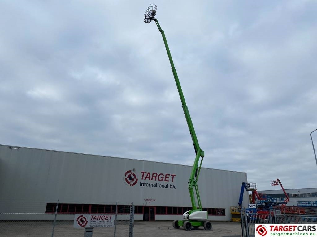 Niftylift HR28 HyBrid Articulated 4x4 Boom Work Lift 2800cm - Nacelle articulée: photos 5 Niftylift HR28 HyBrid Articulated 4x4 Boom Work Lift 2800cm - Nacelle articulée: photos 5